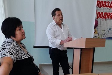 Патриотическая лекция от депутата